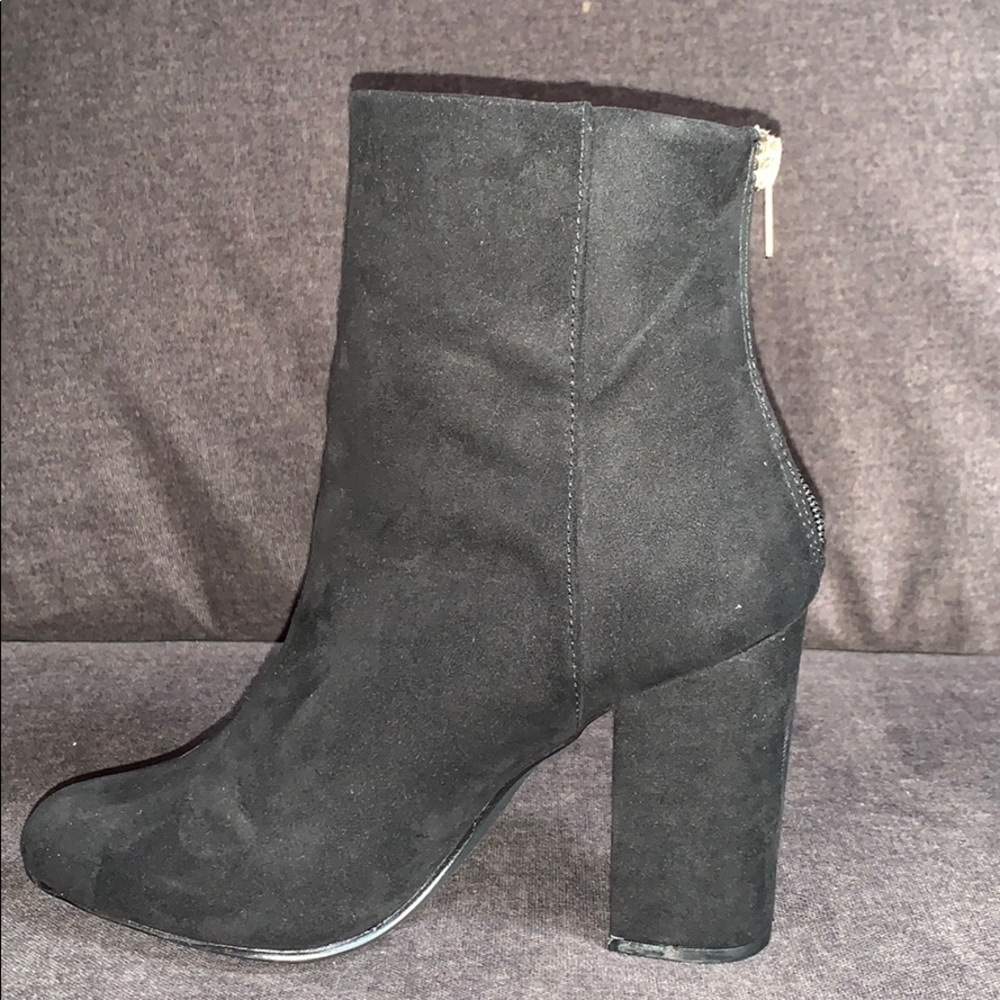 Never worn black Booties